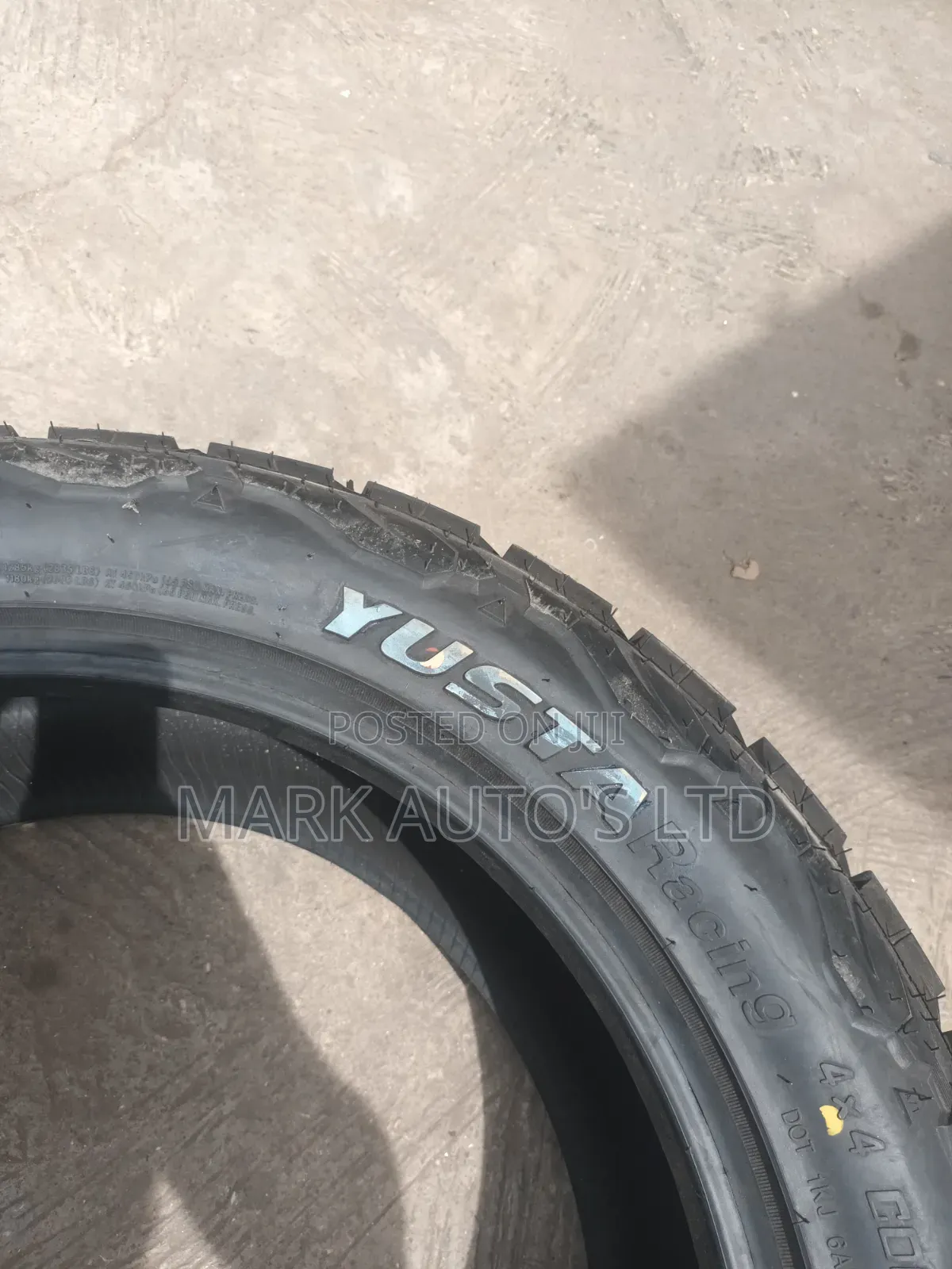 275/50/21lt Tyre