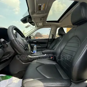 Toyota Highlander XLE 2022 Silver