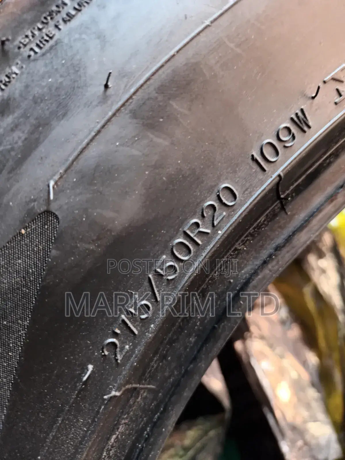 275/50/20 Dunlop Tyre