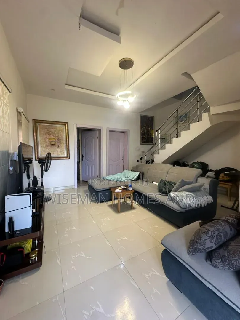 4bdrm Duplex in Ikota Lekki Eti-Osa for sale