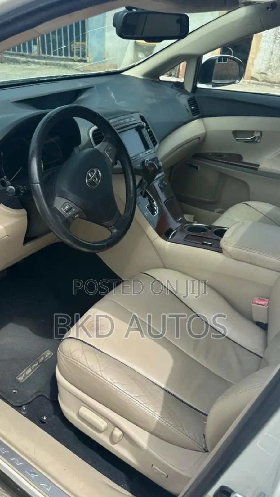 Toyota Venza Limited 2012 White