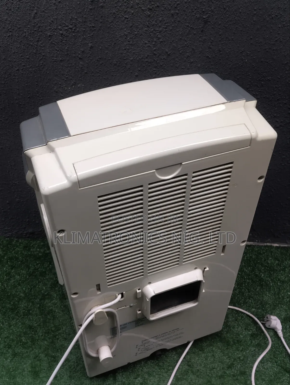 Neatly Used 1hp Portable Ac