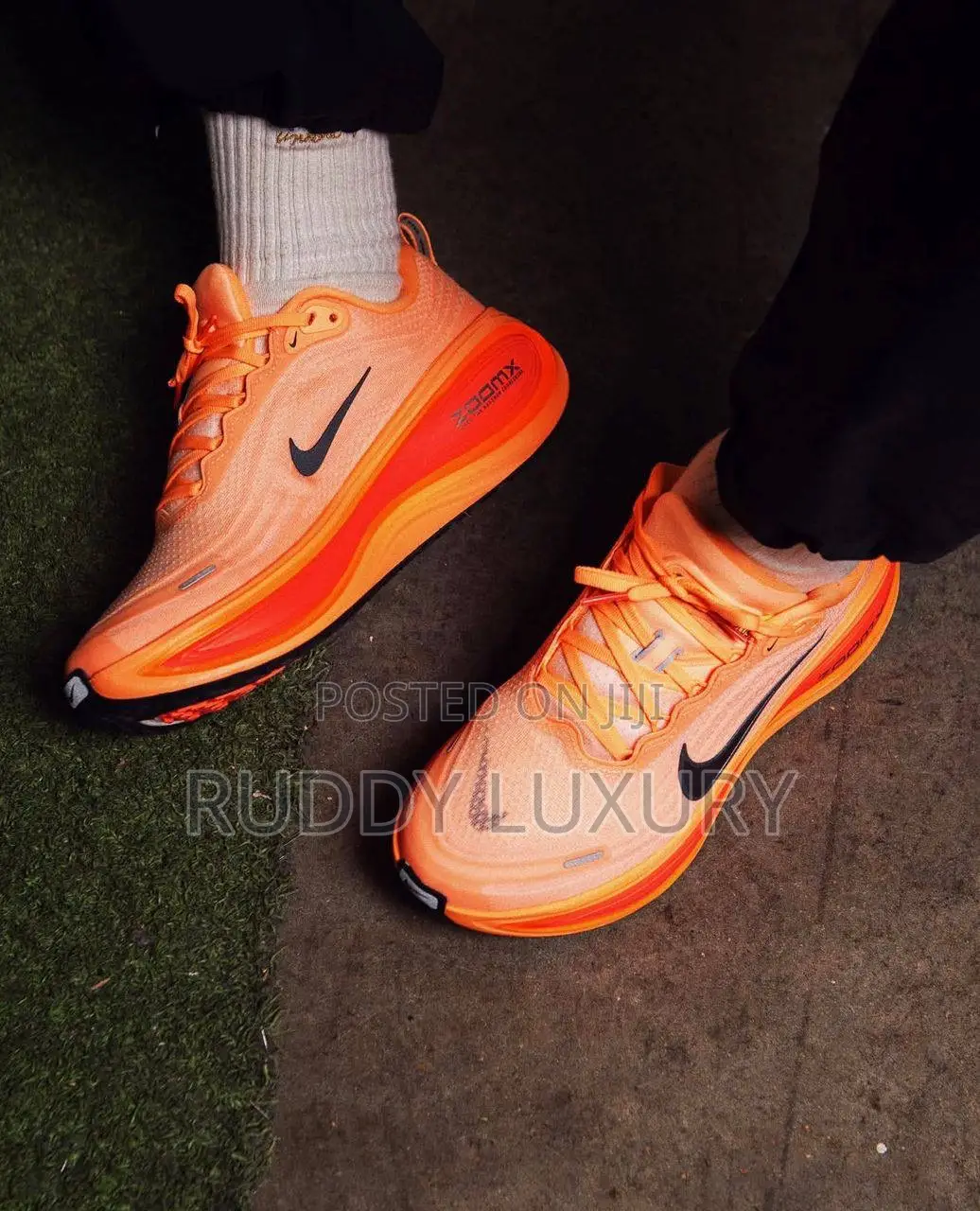 Nike Vomero 2 Plus "Orange Pulse” /Buy One Get a Free Sock