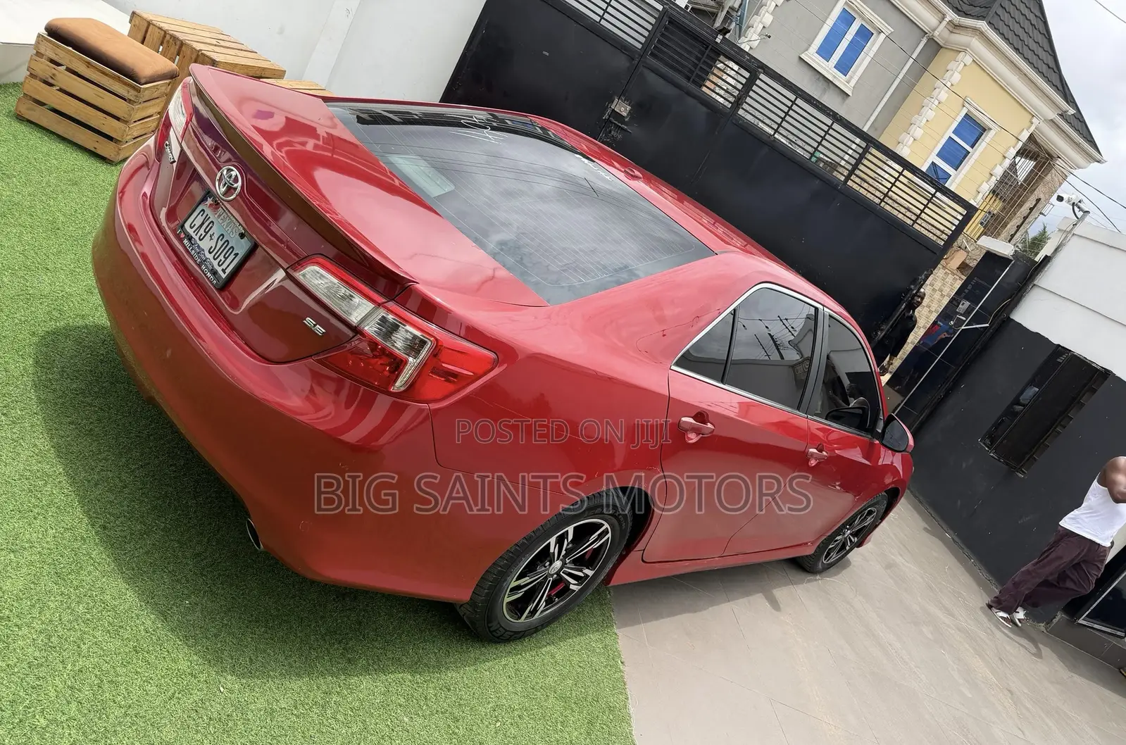 Toyota Camry SE V6 4dr Sedan (3.5L 6cyl 6A) 2012 Red