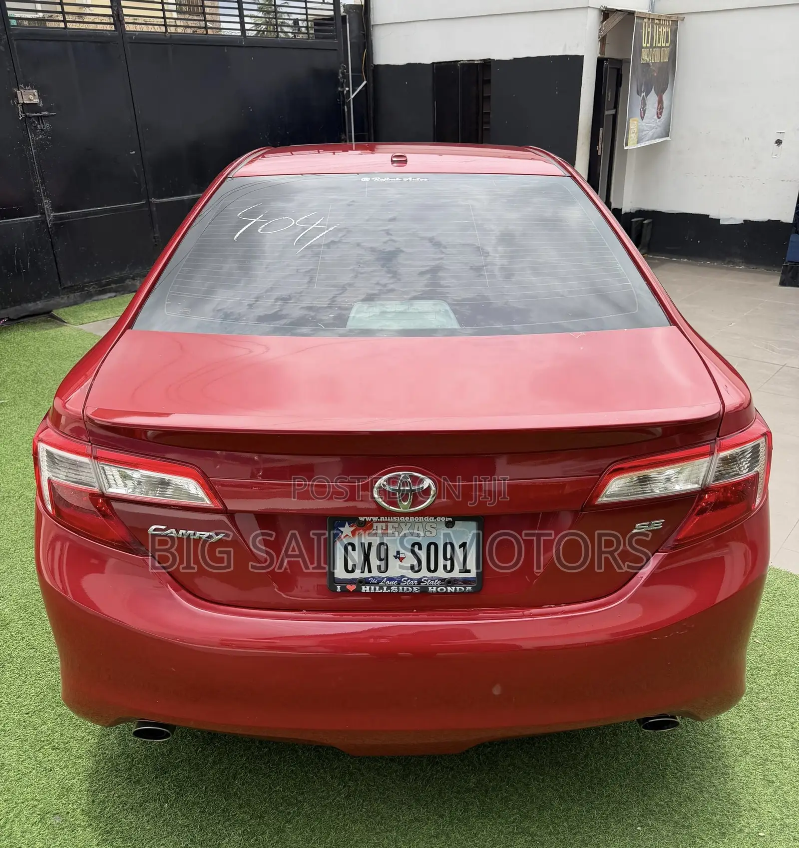 Toyota Camry SE V6 4dr Sedan (3.5L 6cyl 6A) 2012 Red