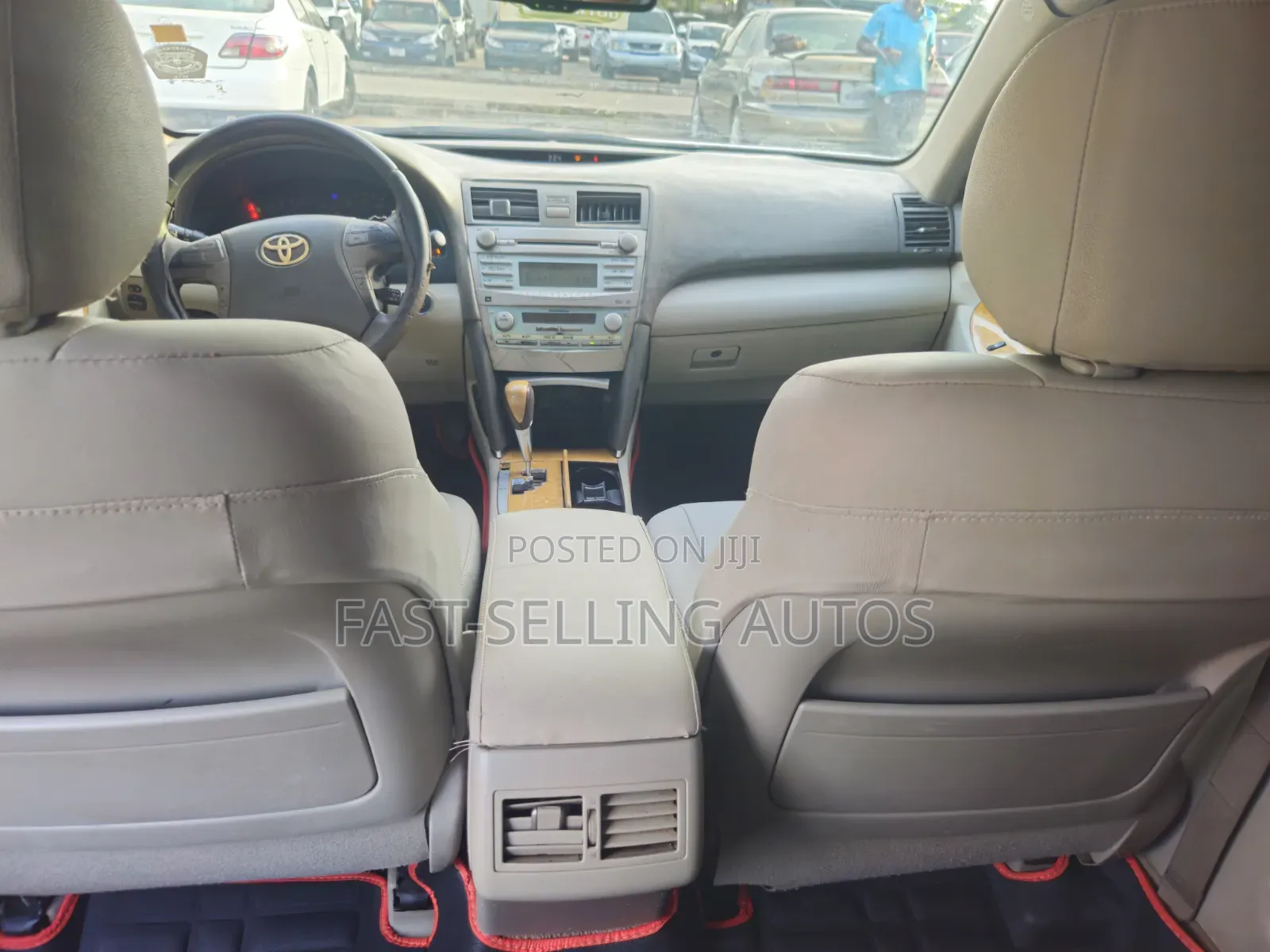Toyota Camry XLE V6 4dr Sedan (3.5L 6cyl 6AM) 2007 Gold