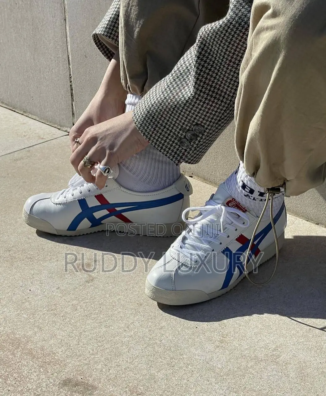 Onitsuka Tiger Mexico 66 /Buy One Get a Free Sock