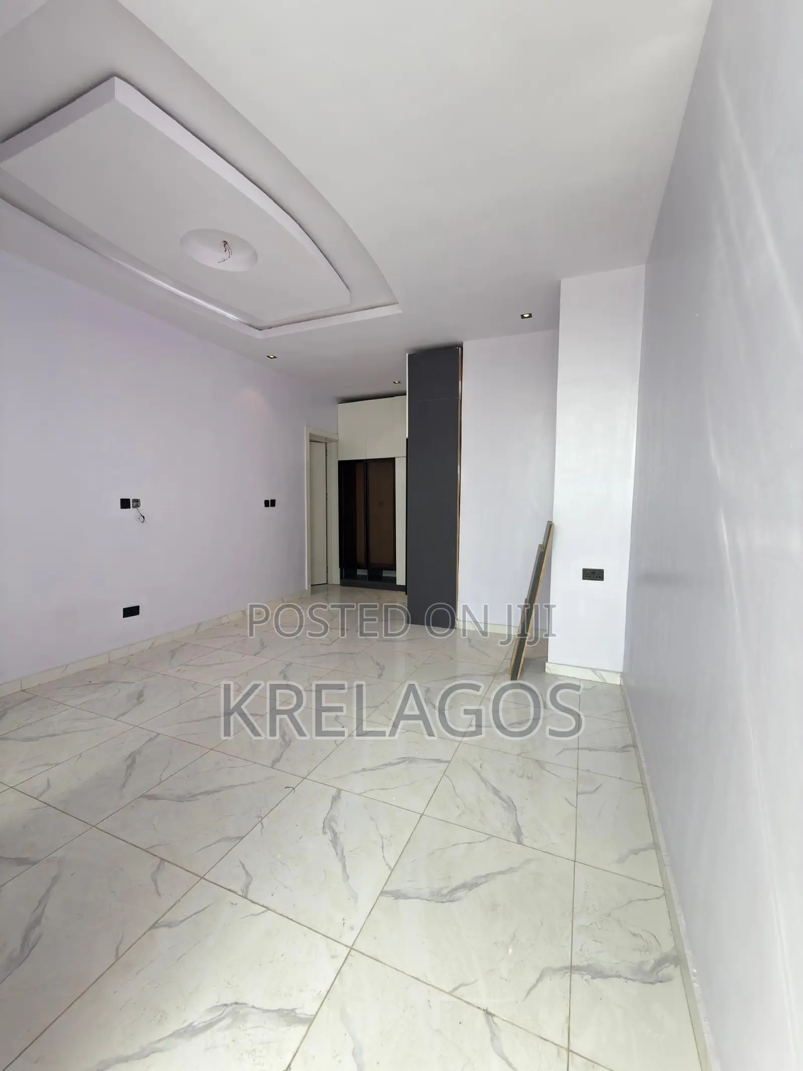 3bdrm Apartment in Ikate for sale