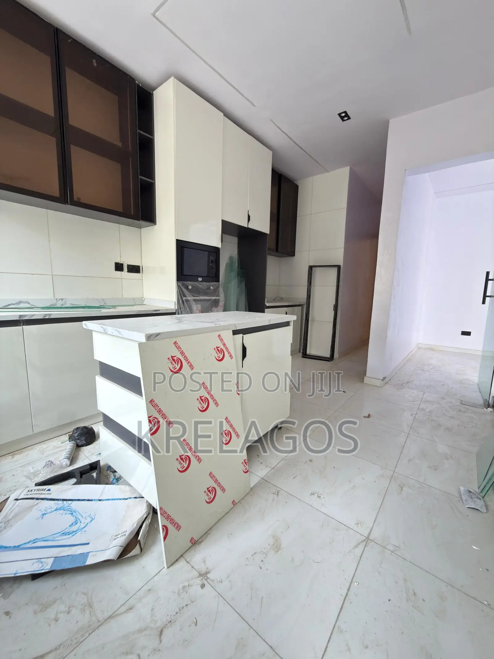 3bdrm Apartment in Ikate for sale