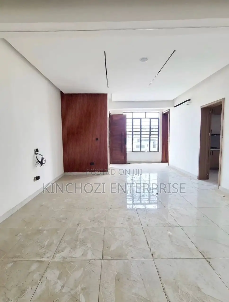 2bdrm Apartment in Lekki Phase 1 for rent