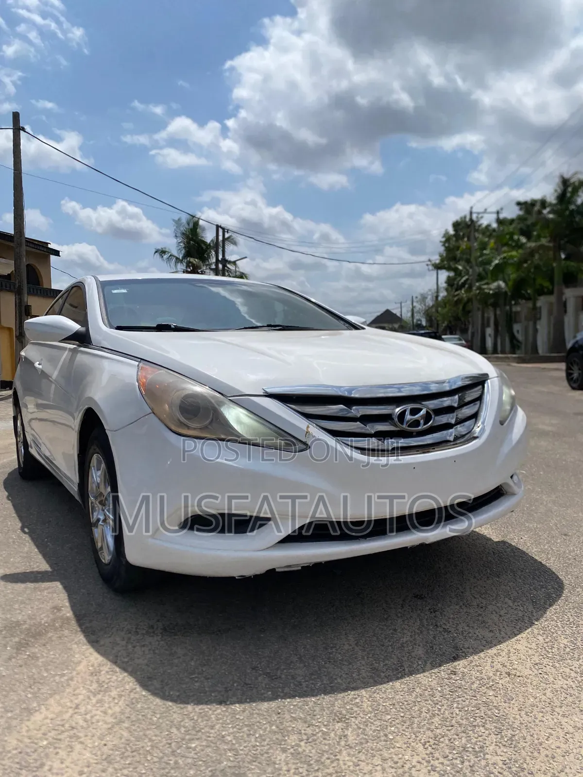 Hyundai Sonata Limited Sedan FWD (2.4L 4cyl 6A) 2012 White