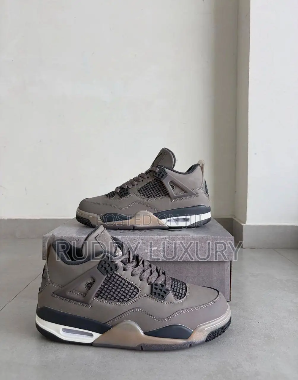 Air Jordan 4 Retro "Cave Stone”/Buy One, Get a Free Sock