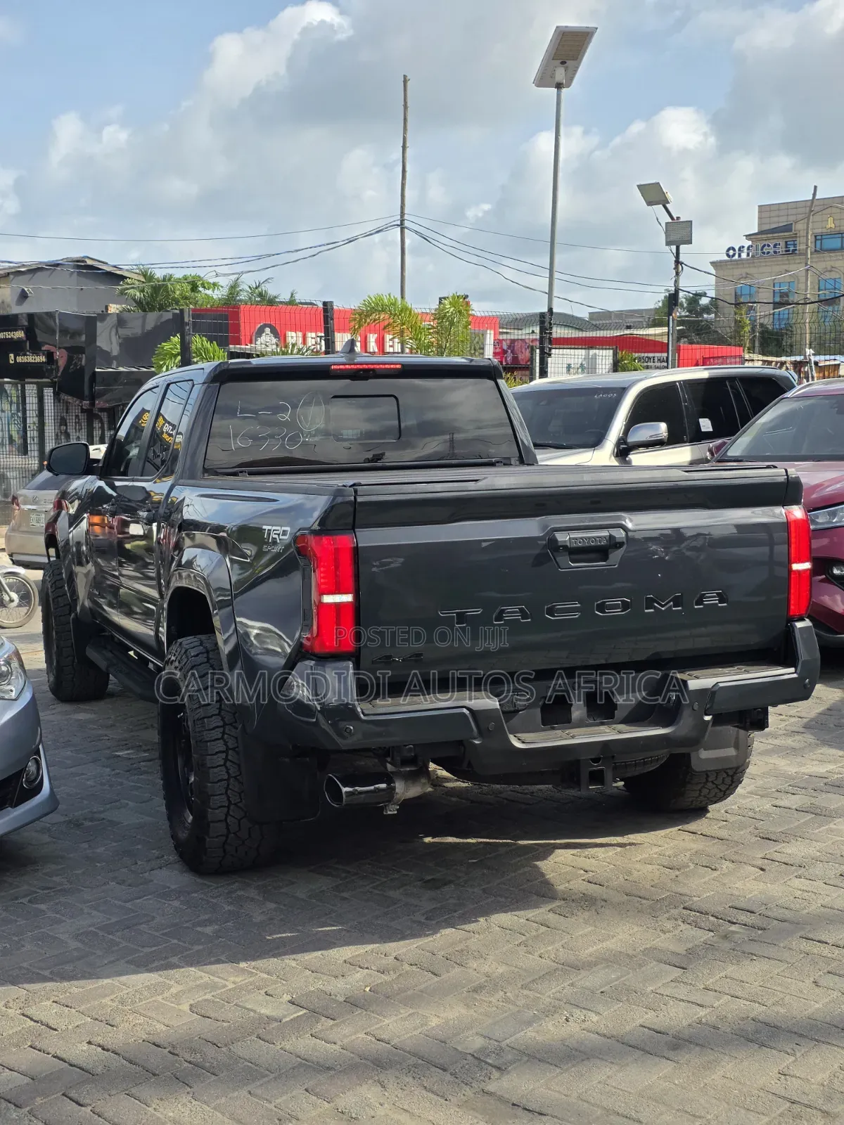 Toyota Tacoma 2024 Gray