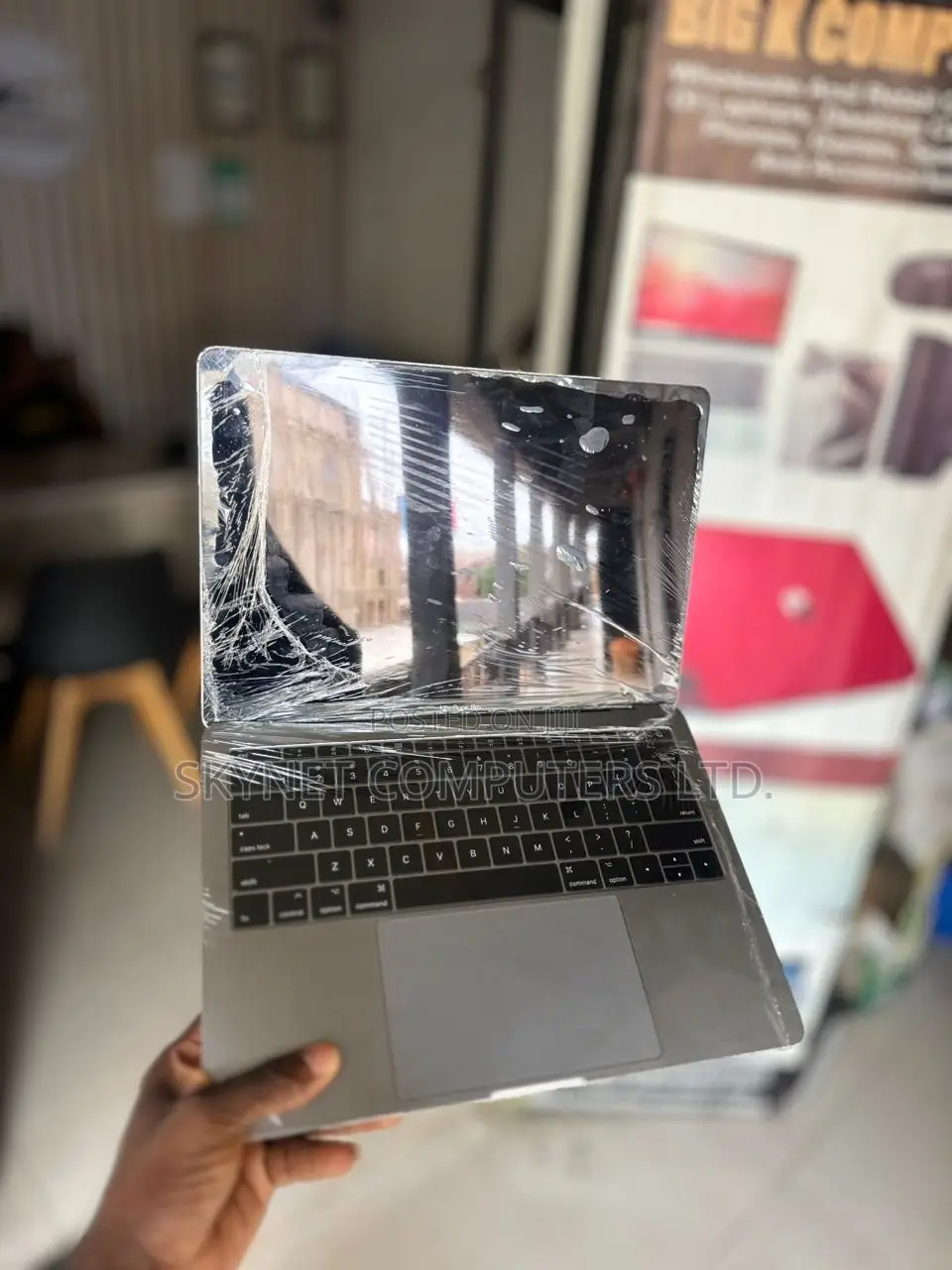 Laptop Apple MacBook Pro 2017 8GB Intel Core i5 SSD 256GB