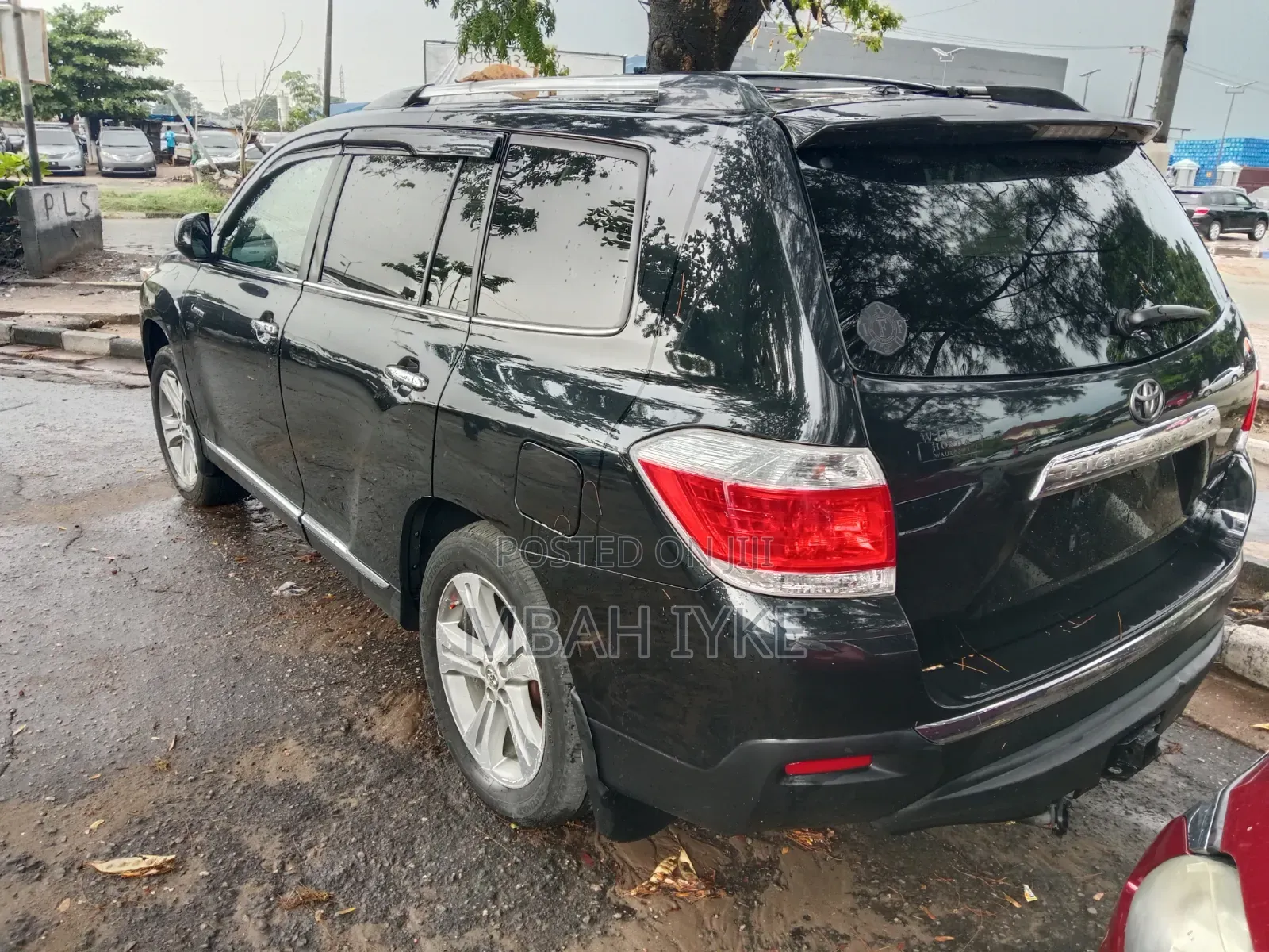 Toyota Highlander Limited 3.5l 4WD 2013 Black