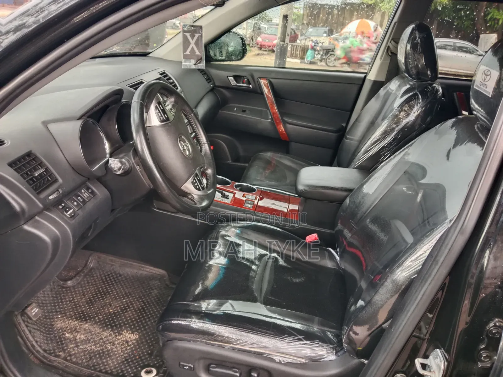 Toyota Highlander Limited 3.5l 4WD 2013 Black