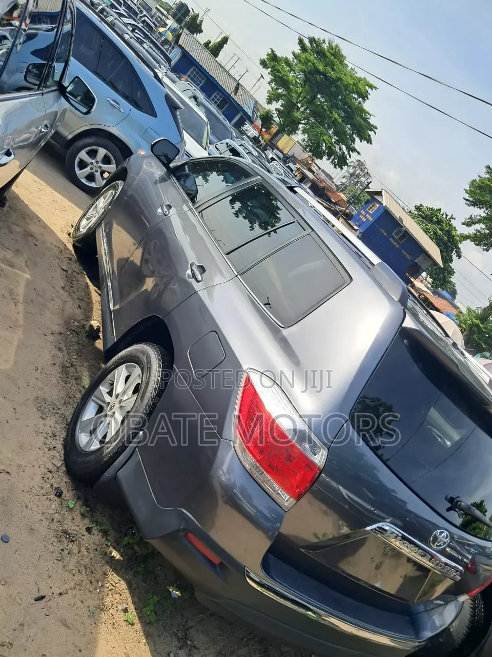 Toyota Highlander Limited 3.5l 4WD 2013 Gray