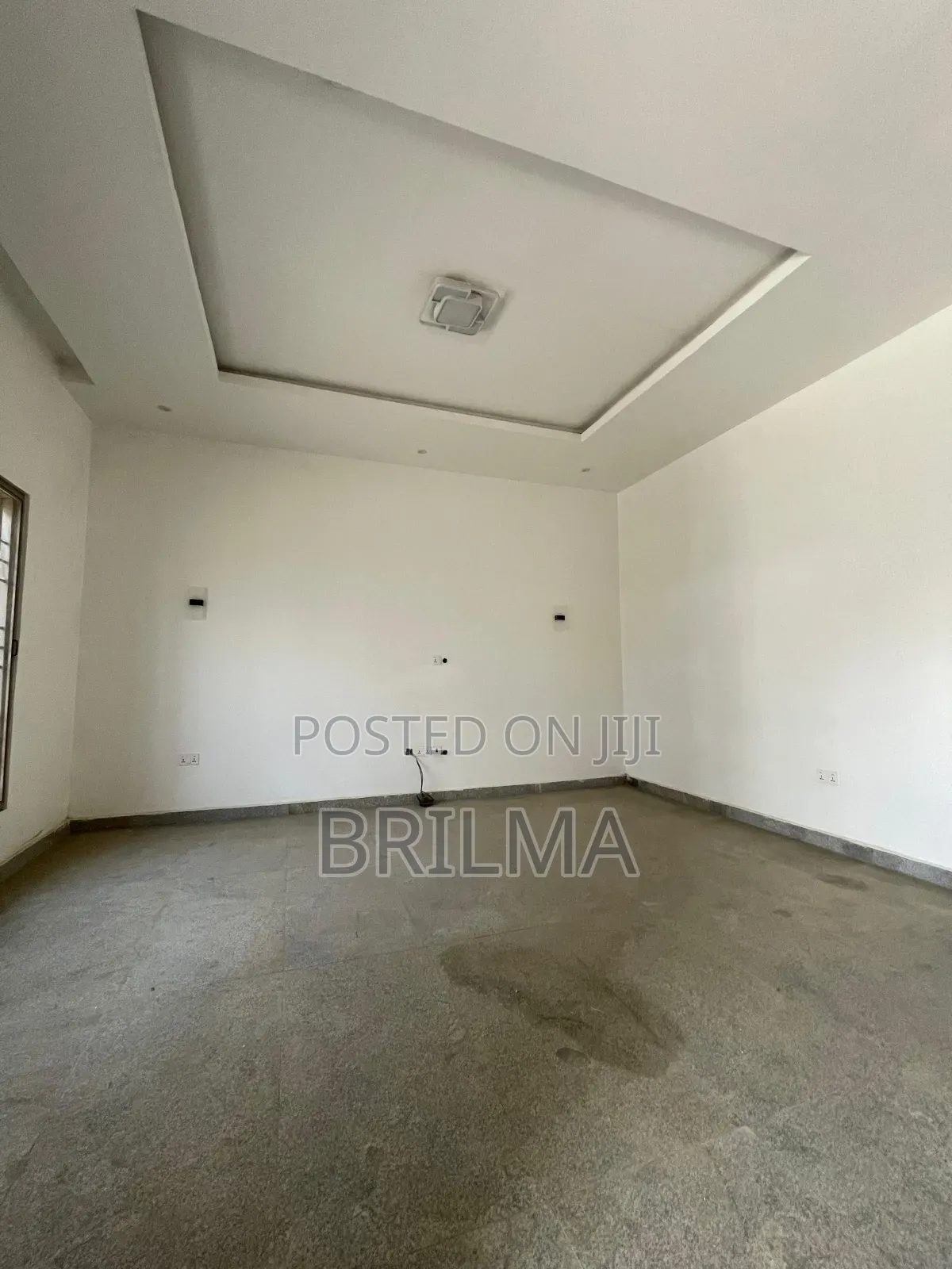 5bdrm Duplex in Jahi for sale