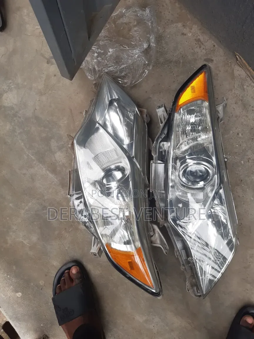 Headlamp Camry 2012-13
