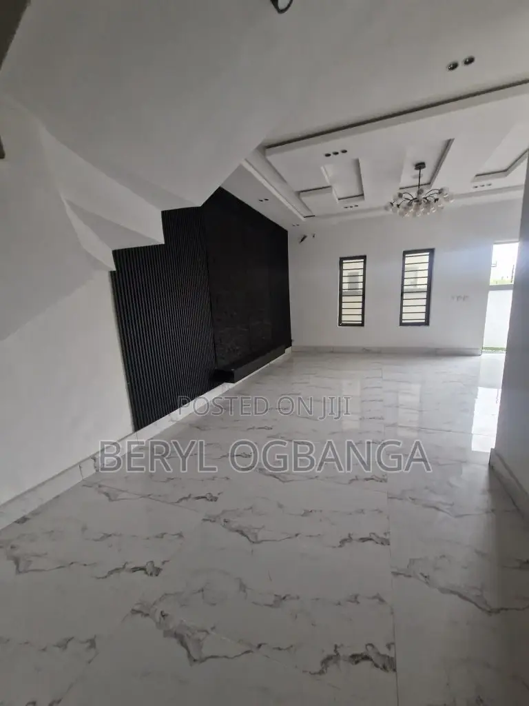 4bdrm Duplex in Ado / Ajah for sale