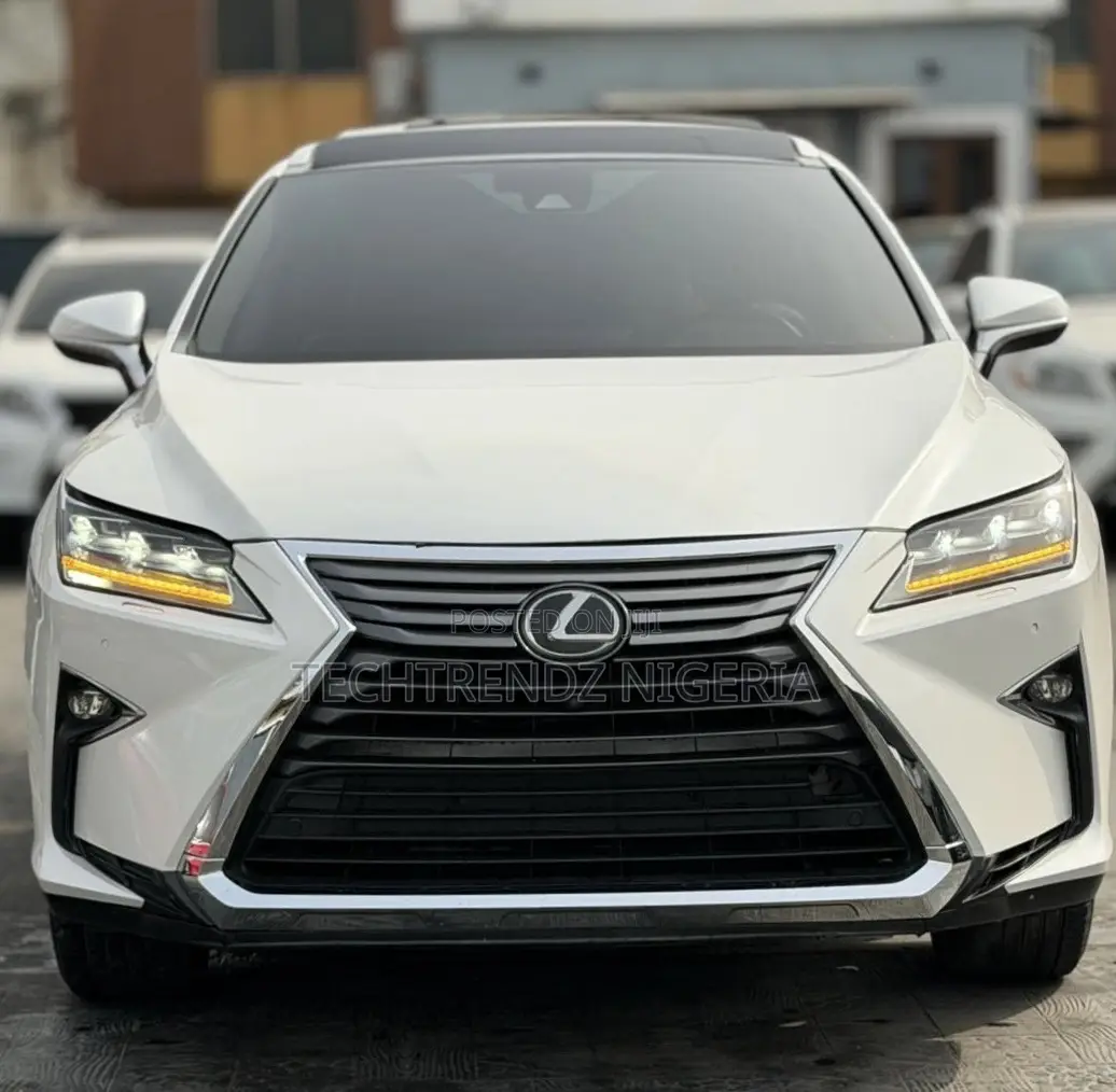 Lexus RX 350 AWD 2017 White
