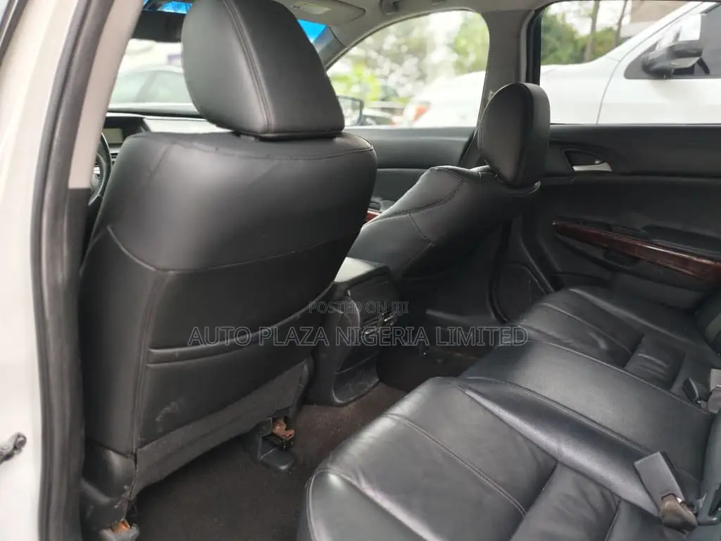 Honda Crosstour 3.5 FWD 2012 White