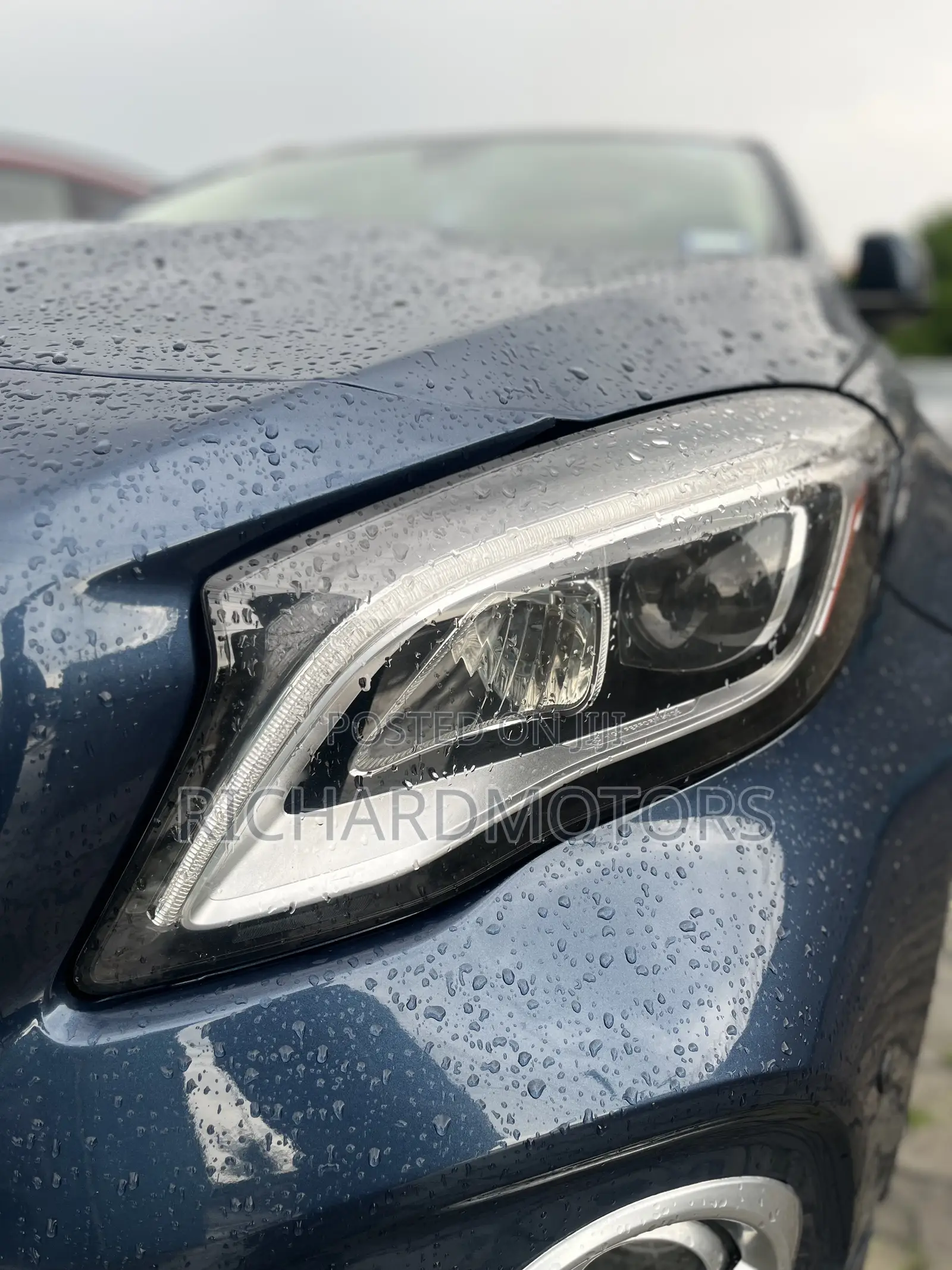 Mercedes-Benz GLA 250 2019 Blue
