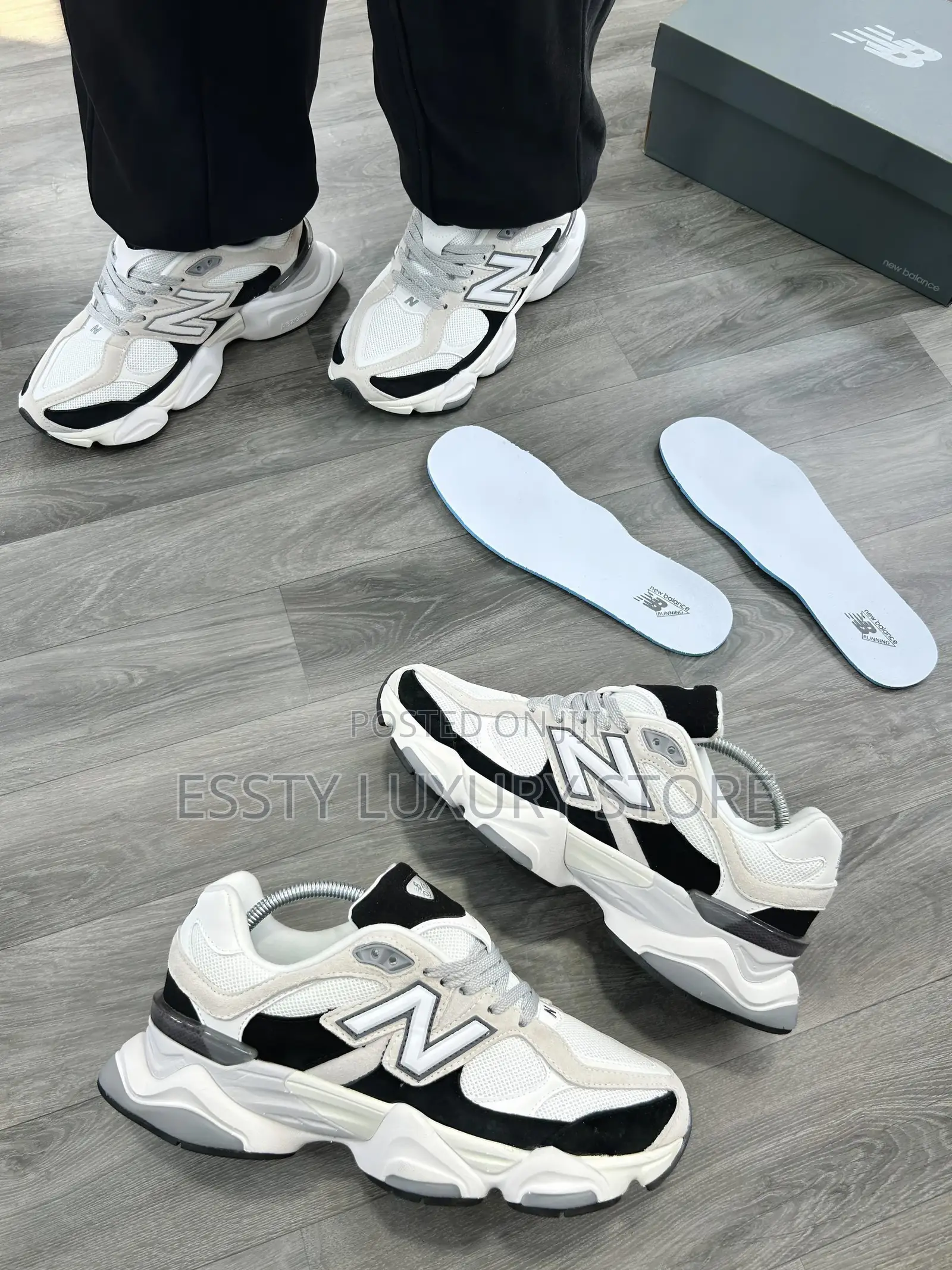 New Balance 9060 “ Grey Jet Black ” Snks”