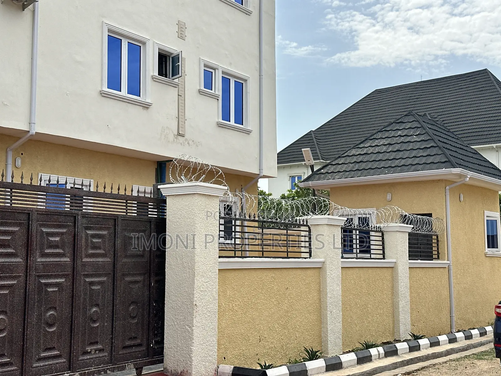 2bdrm Block of Flats in Fo1, Kubwa for rent