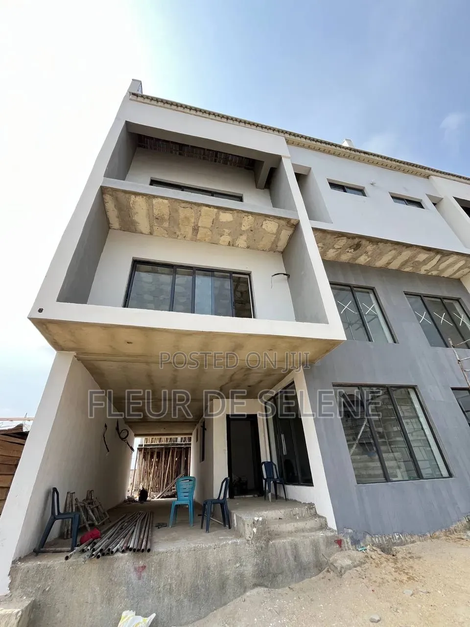 4bdrm Duplex in Vgc, Lagos Island / Lagos Island for sale
