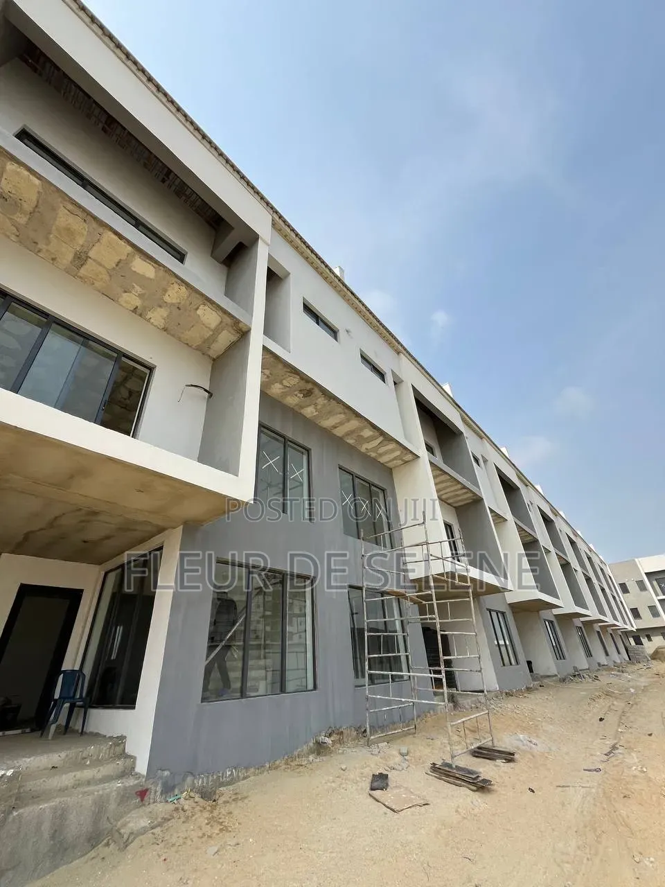 4bdrm Duplex in Vgc, Lagos Island / Lagos Island for sale