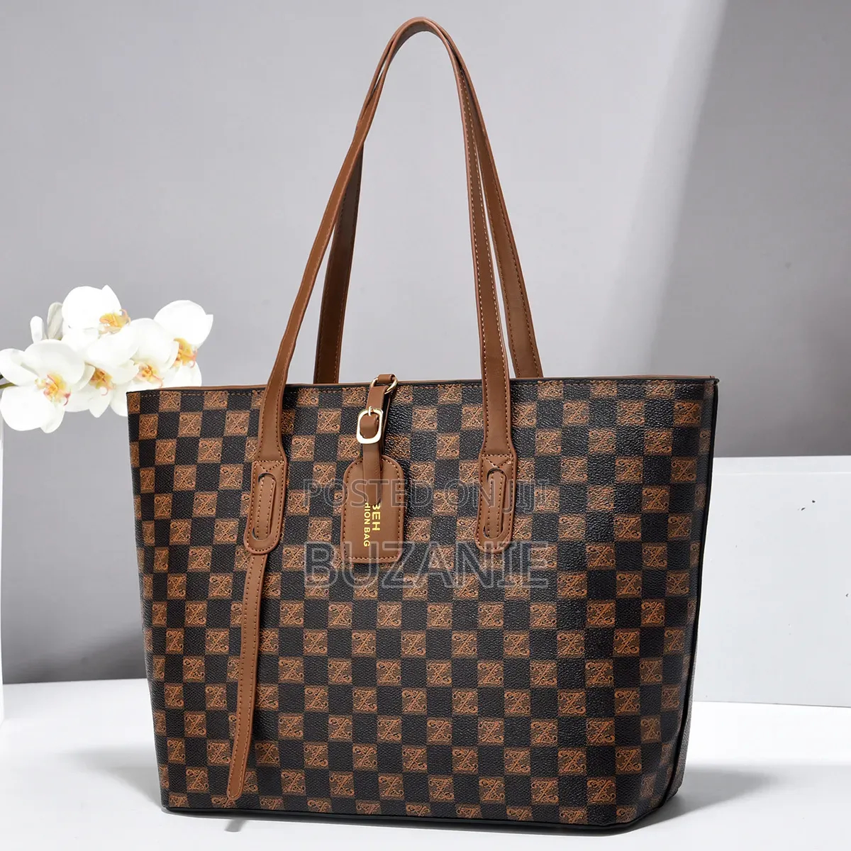 Classic Checkered Monogram Ladies Tote Bag – Elegant Large Capacity