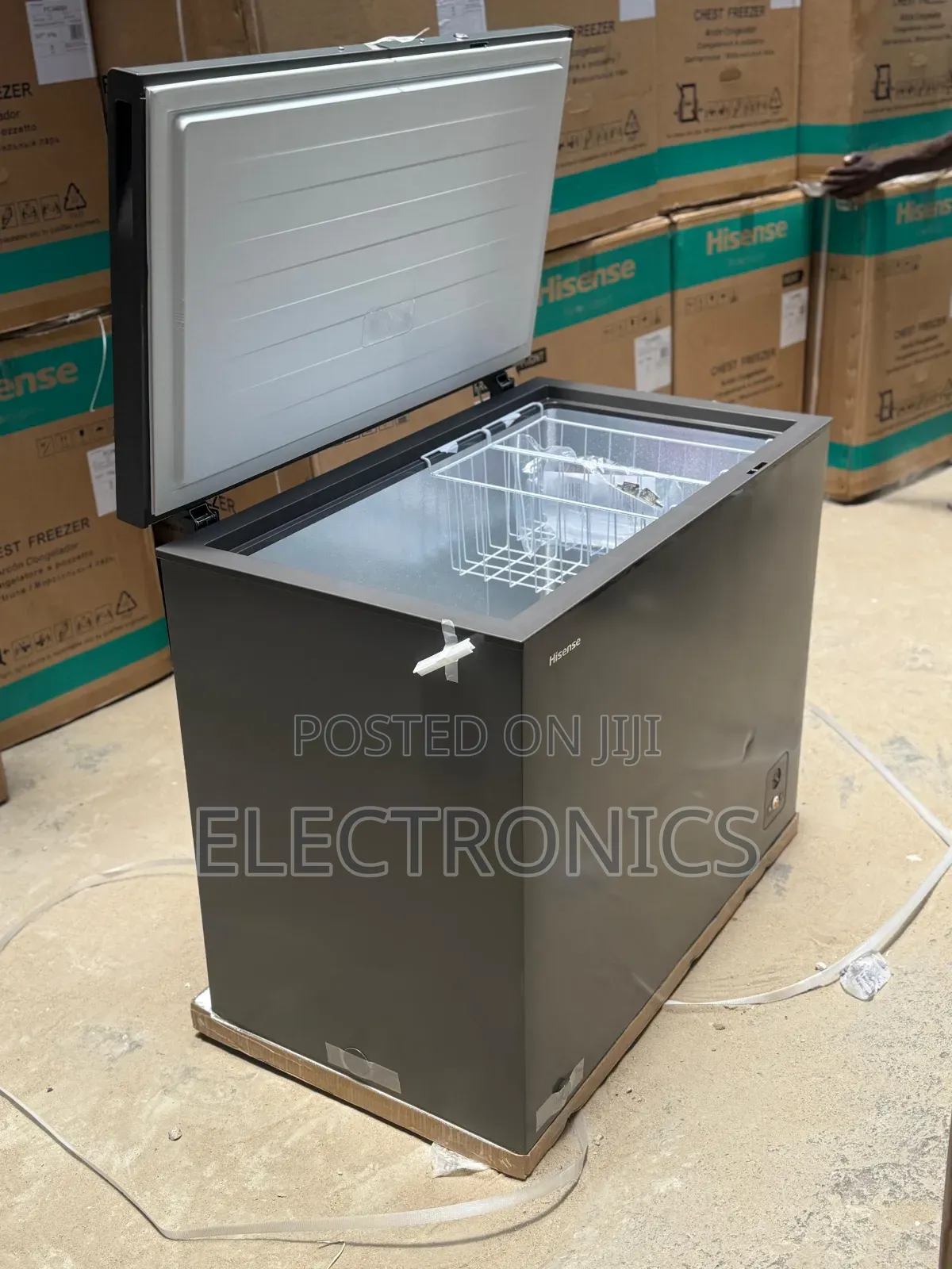 Hisense Chest Freezer 340sh/ 250liters