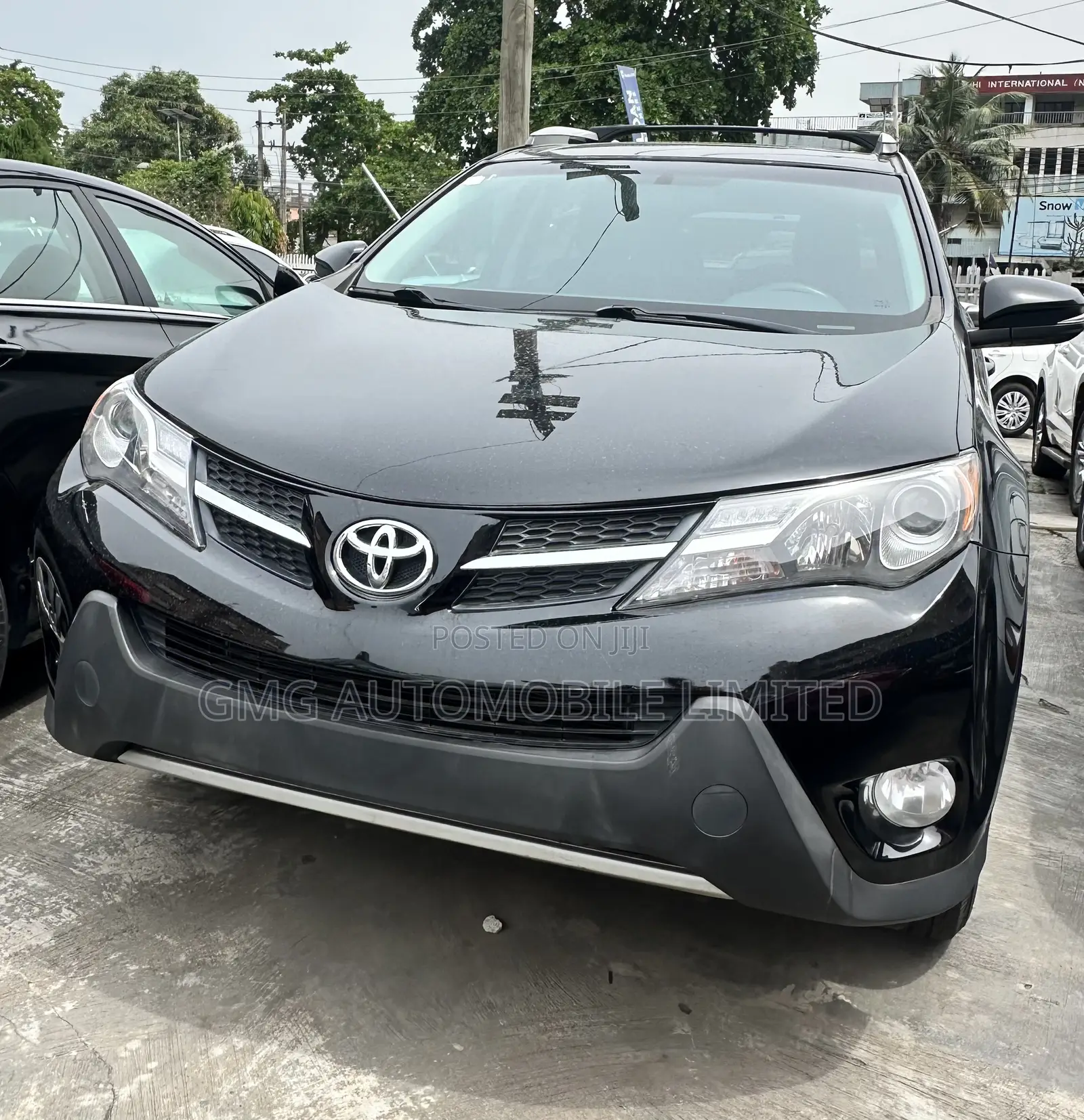 Toyota RAV4 XLE 4dr SUV (2.5L 4cyl 6A) 2014 Black