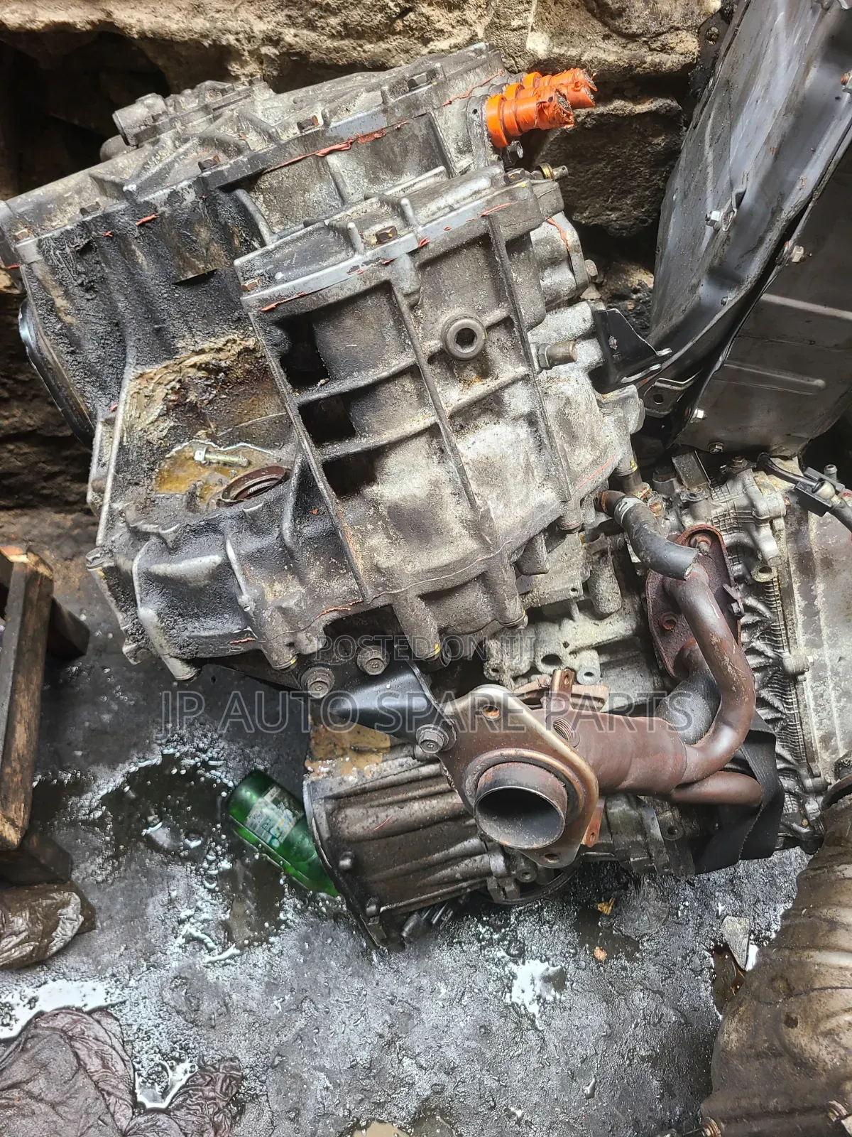 Toyota Prius Hybrid 2012 Engine and Gearbox With One Month Guarantee