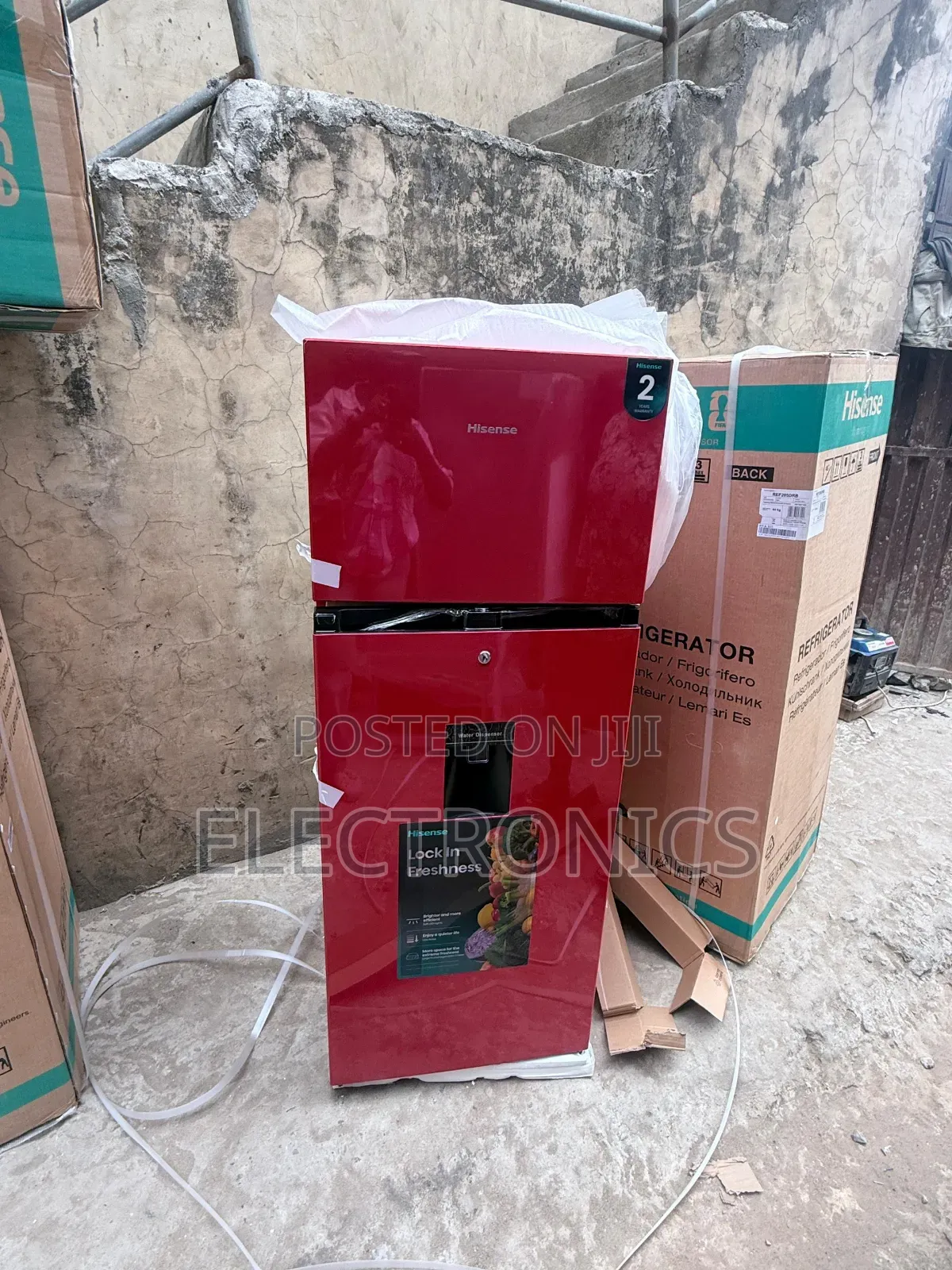 Hisense Refrigerator Fridge Freezer With Dispenser