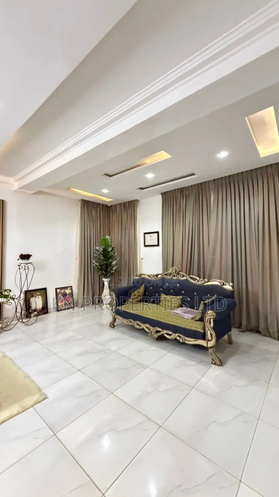5bdrm Duplex in Guzape for sale