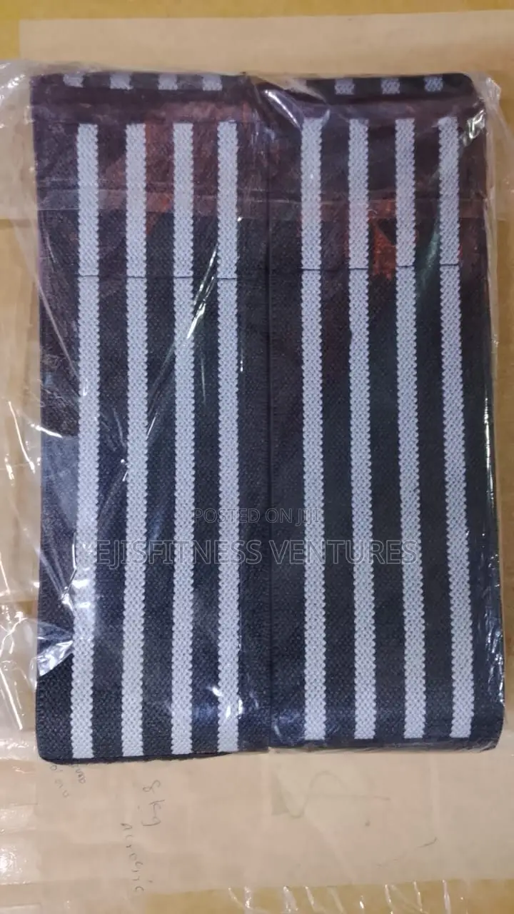 Squatting Knee Wraps