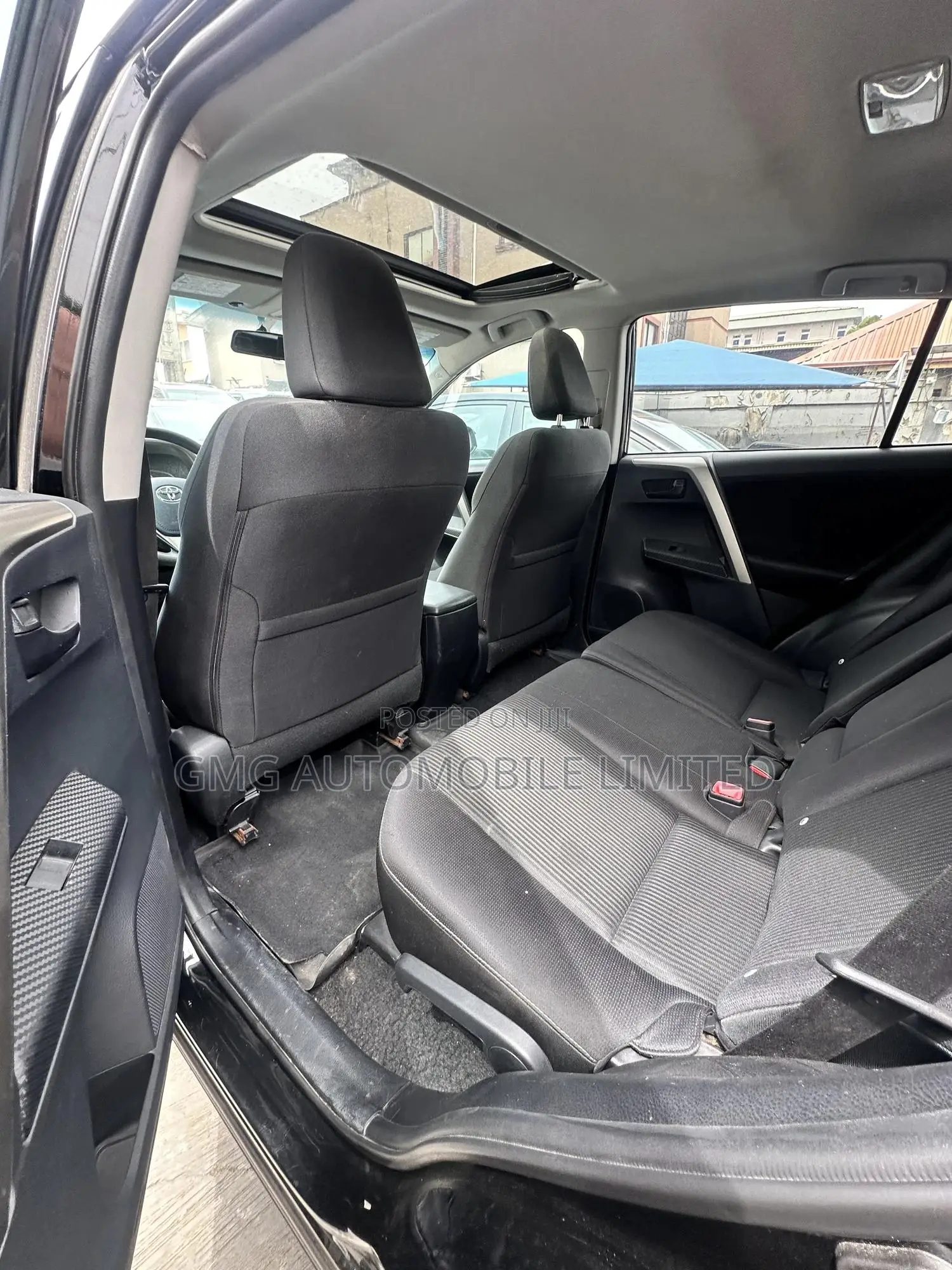 Toyota RAV4 XLE 4dr SUV (2.5L 4cyl 6A) 2014 Black