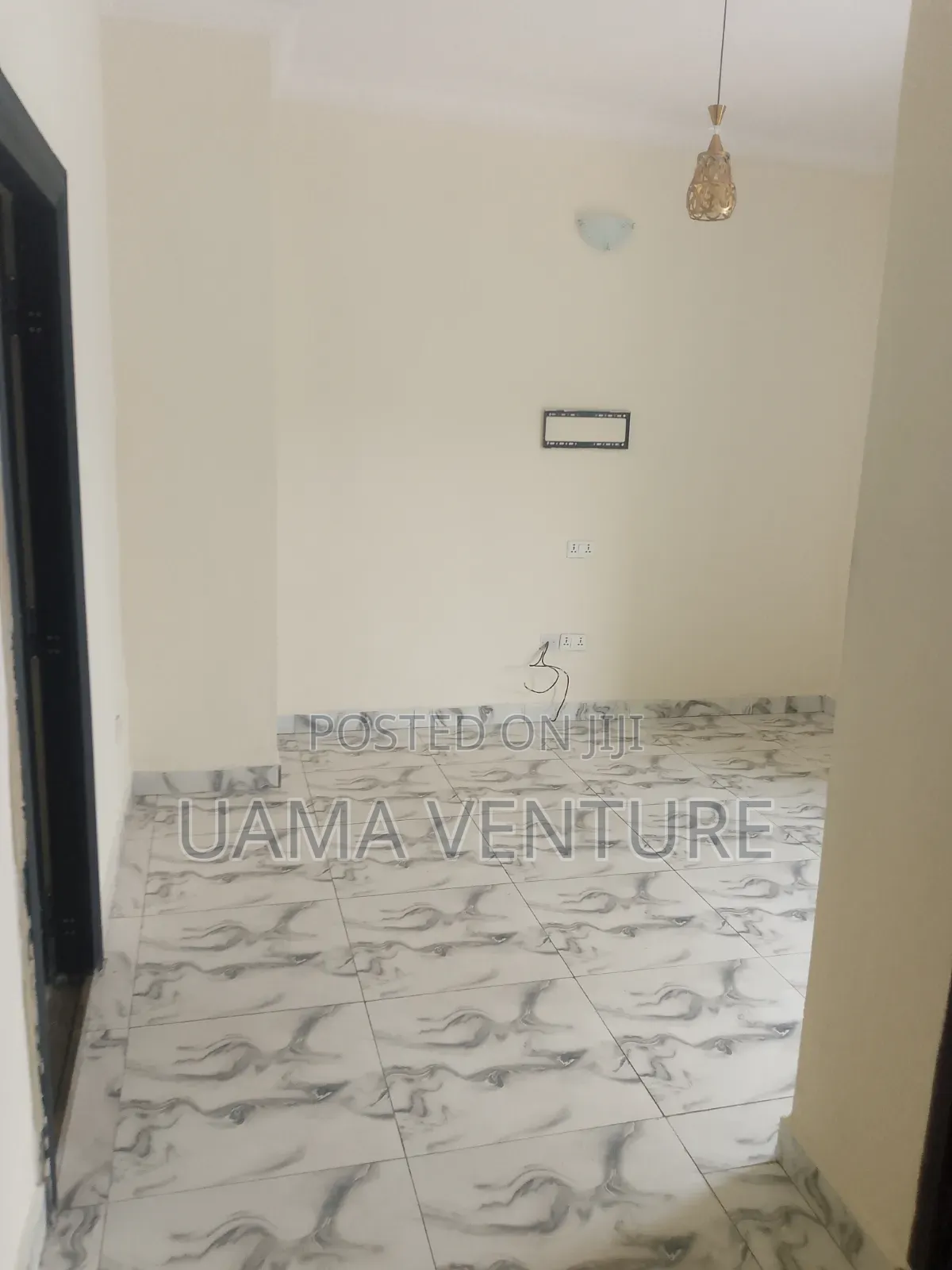 Mini Flat in Eleko for rent