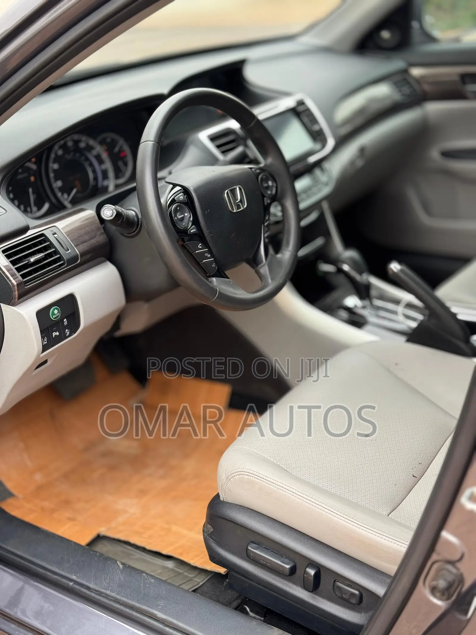 Honda Accord Touring 4dr Sedan FWD (3.5L 6cyl 6A) 2016 Gray