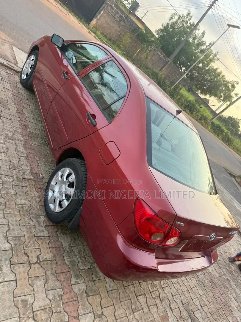 Toyota Corolla 2005 Red