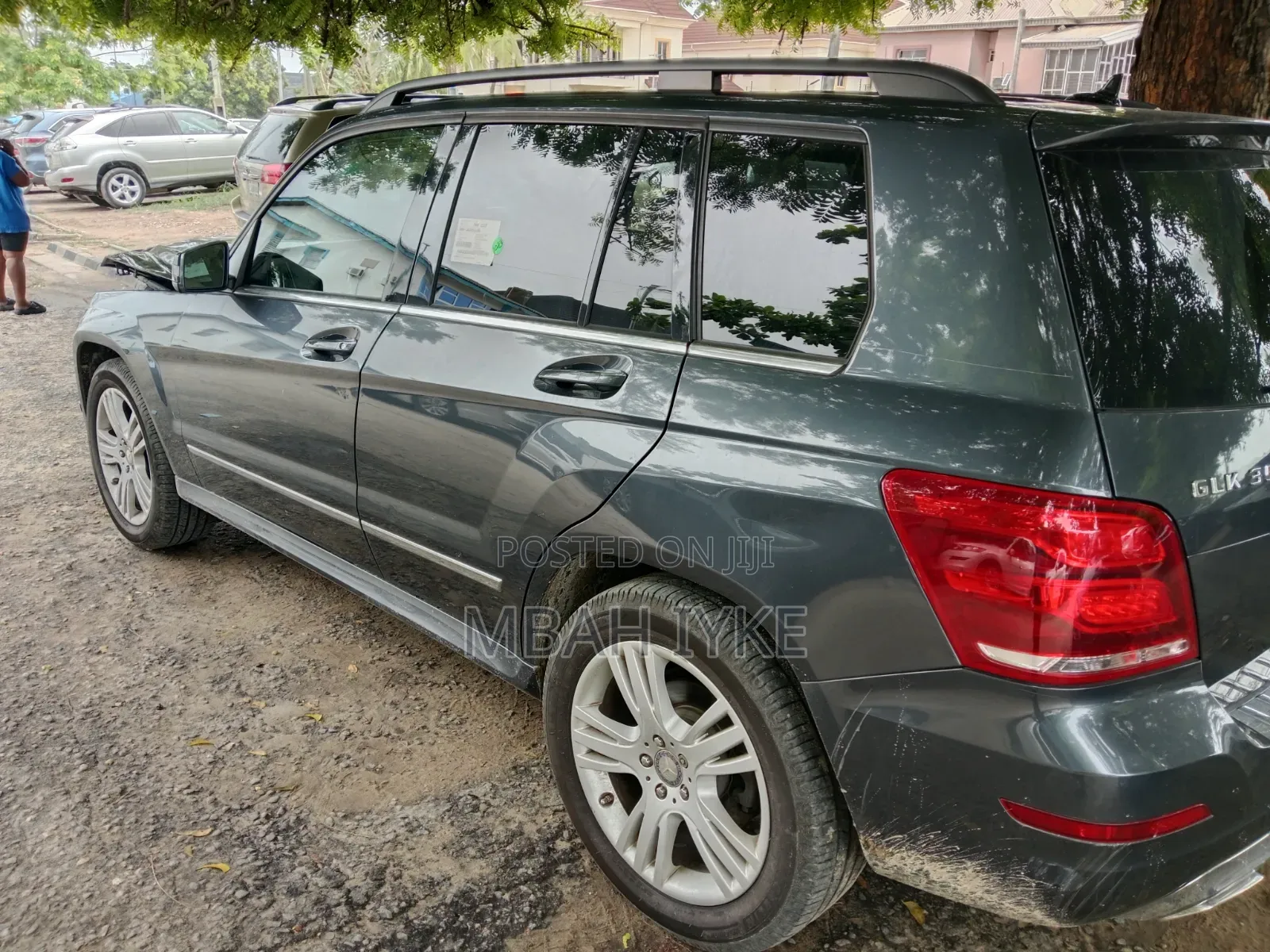 Mercedes-Benz GLK-Class Base GLK 350 4dr AWD 4MATIC (3.5L 6cyl 7A) 2015