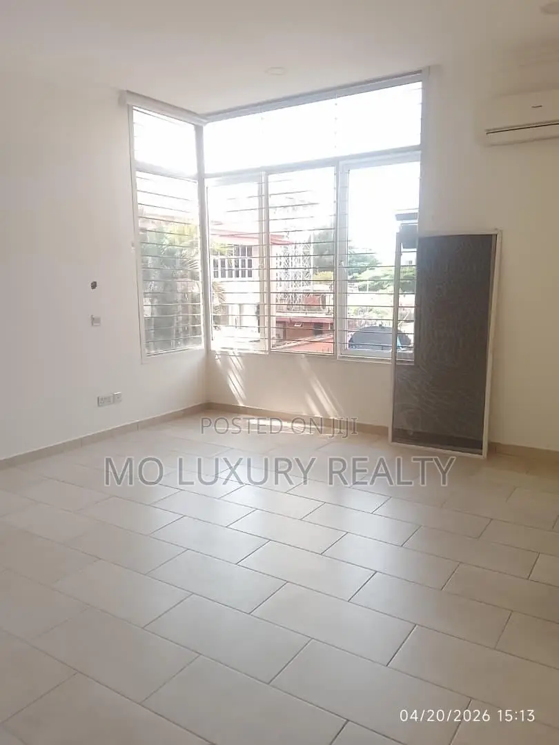 4bdrm Townhouse / Terrace in Banana Island for rent