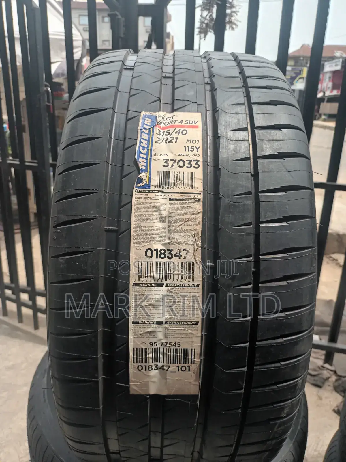 315/40/21 Michelin Tyre