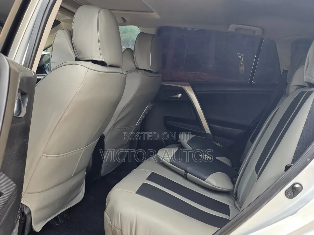 Toyota RAV4 2014 Silver