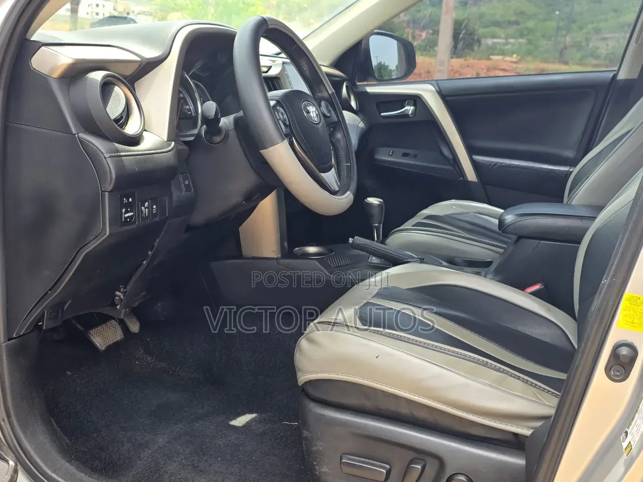 Toyota RAV4 2014 Silver