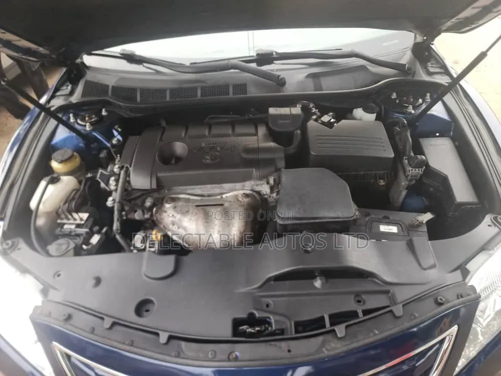 Toyota Camry SE 4dr Sedan (2.5L 4cyl 6A) 2011 Blue