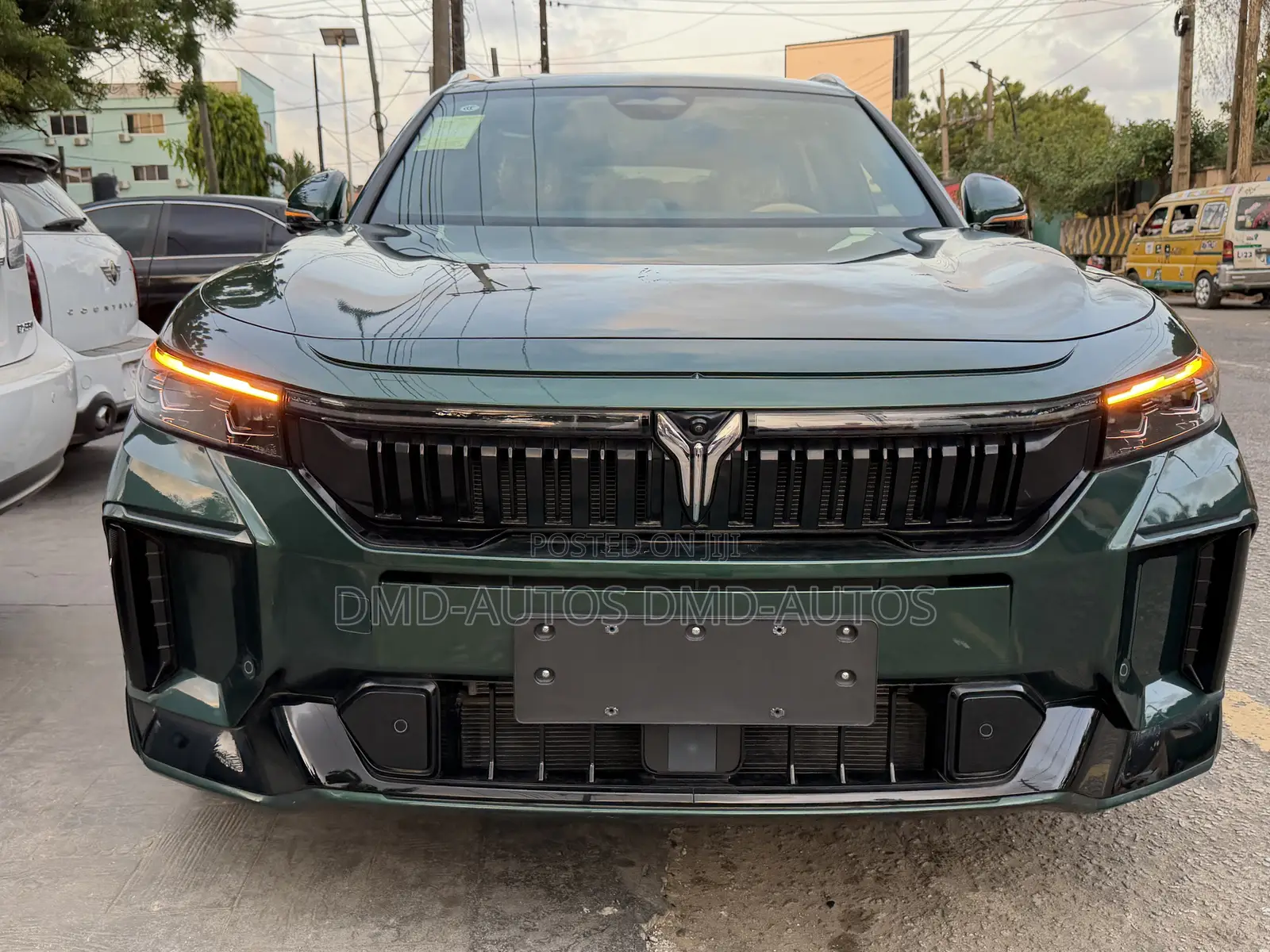 New Voyah Free 2024 Green