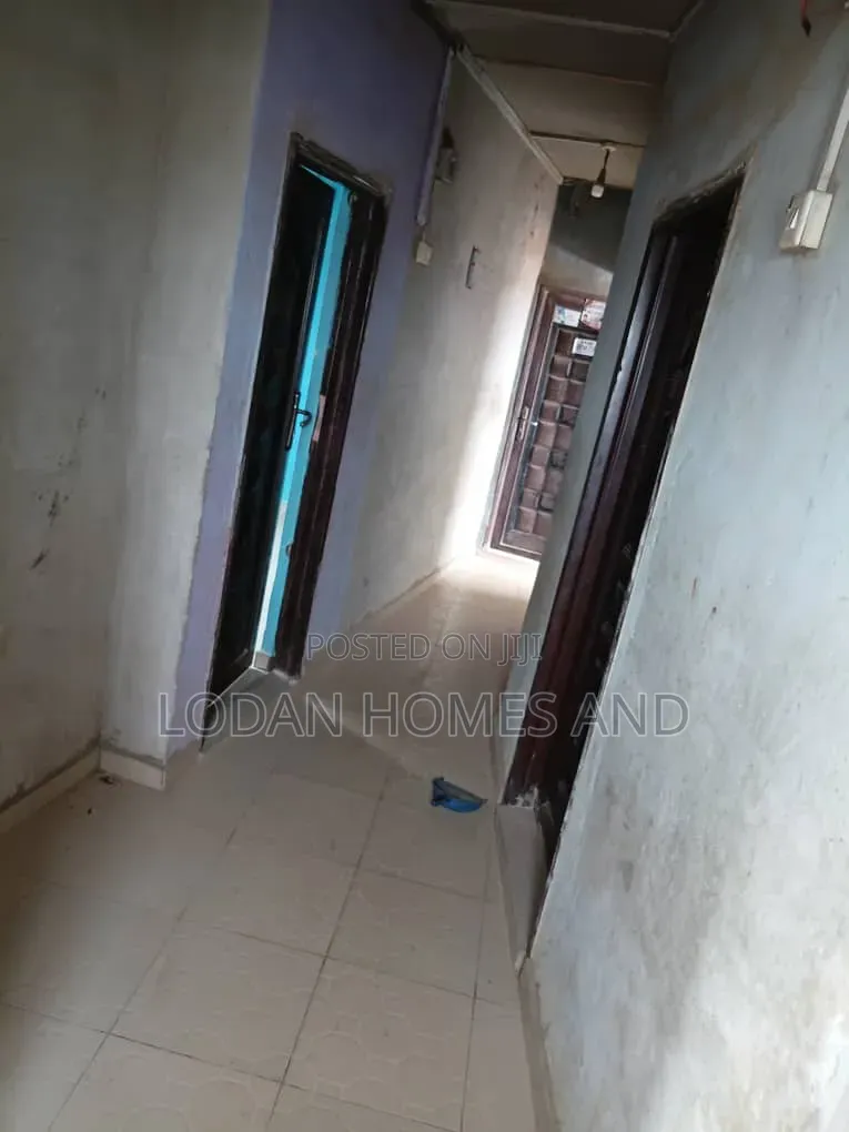 1bdrm Apartment in Ayobo for rent